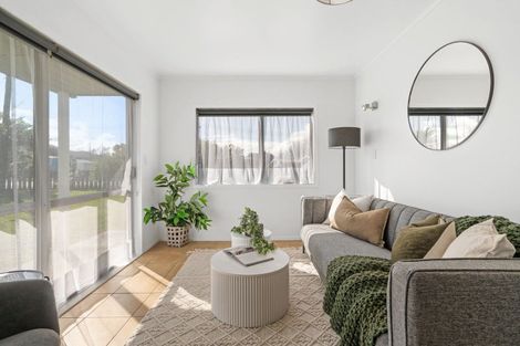 Photo of property in 106 Brandon Street, Featherston, 5710