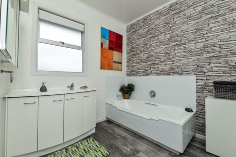 Photo of property in 33a Saint Andrews Terrace, St Andrews, Hamilton, 3200