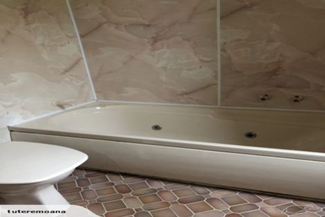 Photo of property in 112 Motuhara Road, Plimmerton, Porirua, 5026