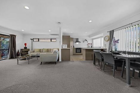 Photo of property in 26 Magnolia Drive, Waiuku, 2123