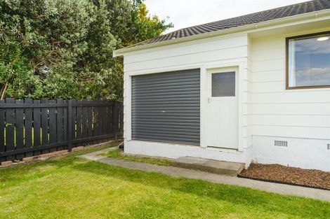 Photo of property in 5 Meads Place, Bulls, 4818