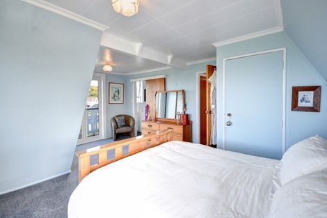 Photo of property in 10 Rimu Street, Kaka Point, Balclutha, 9271