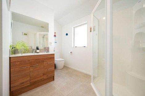 Photo of property in 15 Iona Road, Havelock North, 4130