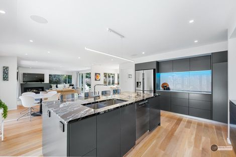 Photo of property in 2a Bloomfield Terrace, Hutt Central, Lower Hutt, 5010