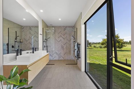 Photo of property in 322 Holland Road, Puketaha, Hamilton, 3286