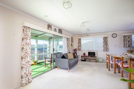 Photo of property in 69b Hume Street, Waitara, 4320