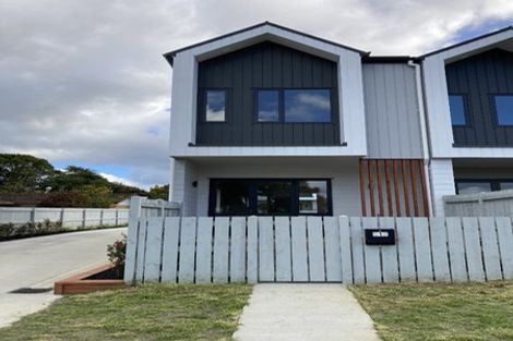 Photo of property in 1/66 Swanson Road, Henderson, Auckland, 0610