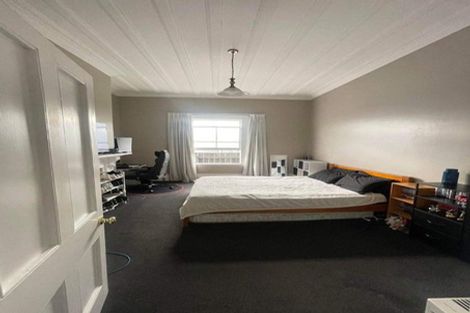 Photo of property in 19a Randwick Crescent, Moera, Lower Hutt, 5010