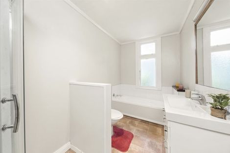 Photo of property in 22 Bailey Street, Feilding, 4702