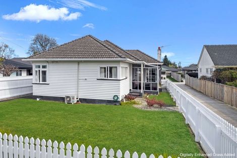 Photo of property in 25 Quinn Road, Levin, 5510