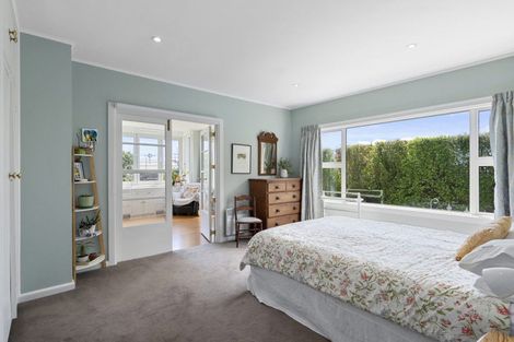 Photo of property in 211 Major Hornbrook Road, Mount Pleasant, Christchurch, 8081