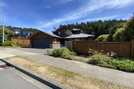 Photo of property in 53 Furlong Crescent, Churton Park, Wellington, 6037