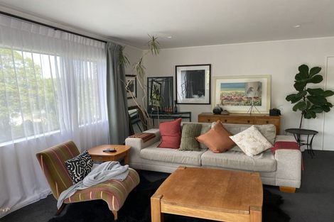 Photo of property in 2 Kenneth Hopper Place, Manly, Whangaparaoa, 0930