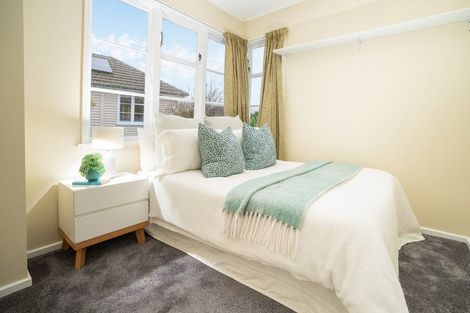 Photo of property in 11 Warwick Street, Wilton, Wellington, 6012