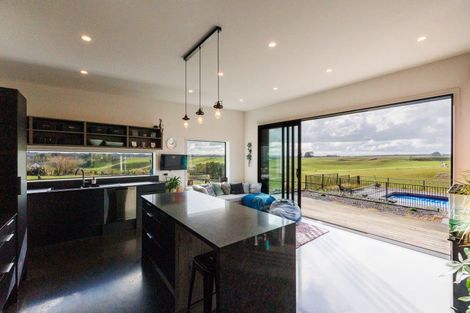 Photo of property in 57 Beechwood Road, Feilding, 4779