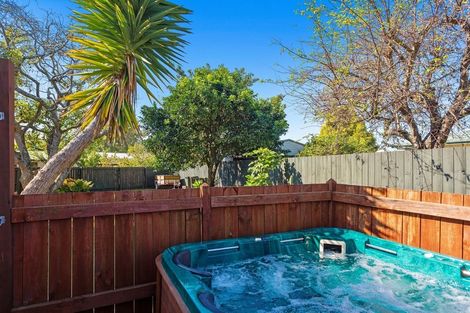 Photo of property in 4 Gadd Place, Whakatane, 3120