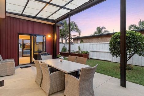 Photo of property in 2 Toetoe Street, Papamoa Beach, Papamoa, 3118