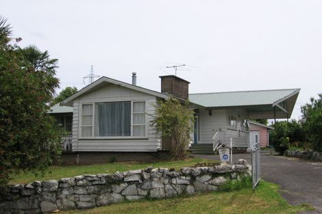 Photo of property in 17 Kenley Place, Avondale, Auckland, 1026