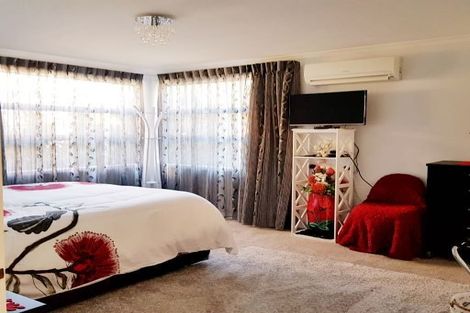 Photo of property in 17 Clinton Street, Fitzroy, New Plymouth, 4312