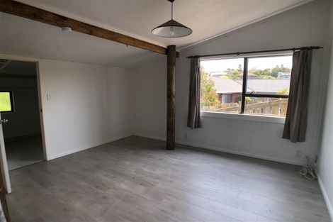 Photo of property in 7 Portsea Place, Chatswood, Auckland, 0626