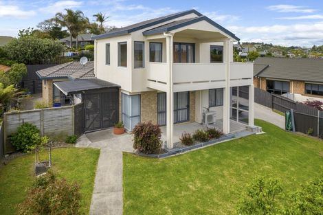 Photo of property in 25 Village Park Drive, Welcome Bay, Tauranga, 3112