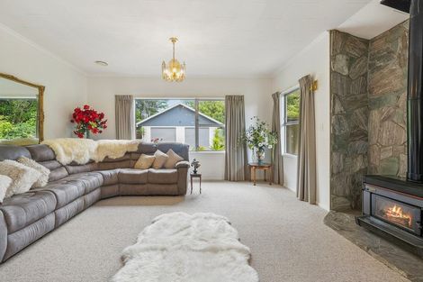 Photo of property in 307 Te Moana Road, Waikanae, 5036