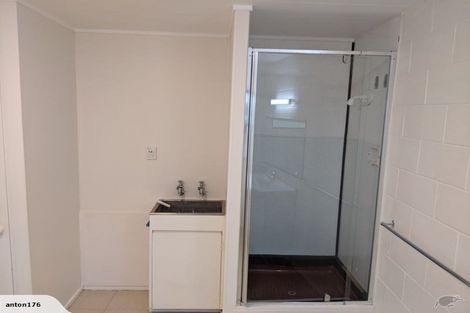 Photo of property in 53 Island Bay Road, Beach Haven, Auckland, 0626