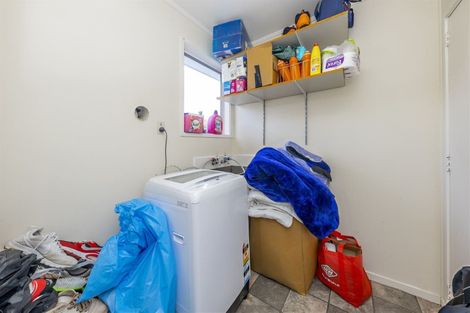 Photo of property in 14 Killington Crescent, Mangere, Auckland, 2022
