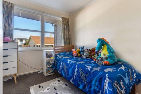 Photo of property in 2/14 South Street, Papakura, 2110