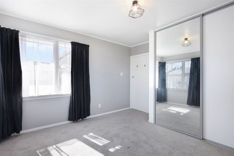 Photo of property in 2/6 Oakhurst Place, Russley, Christchurch, 8042