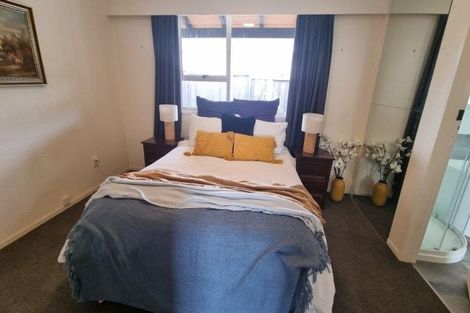 Photo of property in 31 Cranwell Street, Churton Park, Wellington, 6037