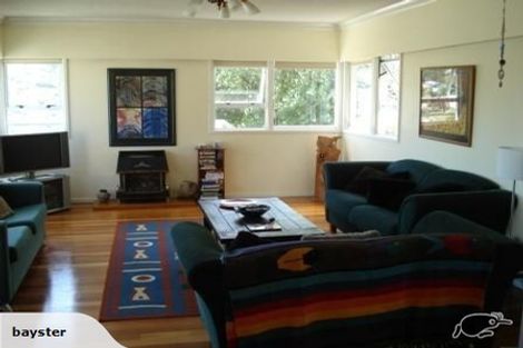 Photo of property in 28 Melbourne Road, Island Bay, Wellington, 6023