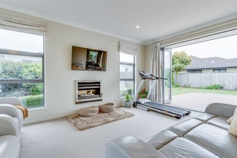 Photo of property in 5 Roullet Lane, Yaldhurst, Christchurch, 8042