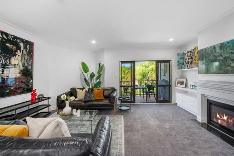 Photo of property in 9/177 Hurstmere Road, Takapuna, Auckland, 0622