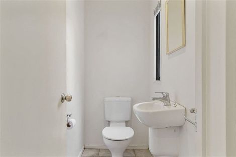 Photo of property in 2/110 Nayland Street, Sumner, Christchurch, 8081