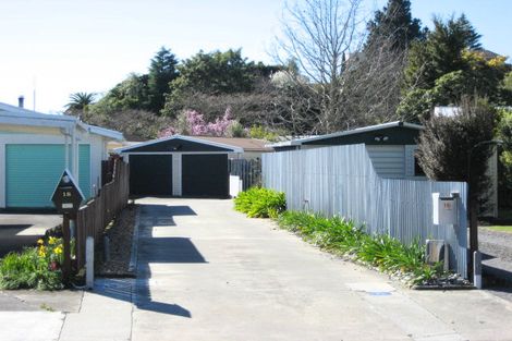 Photo of property in 18 Christie Crescent, Havelock North, 4130