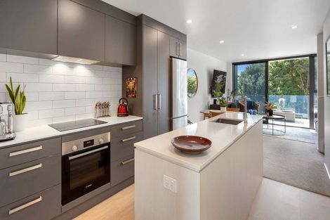 Photo of property in 4/29 Montgomery Road, Judea, Tauranga, 3110