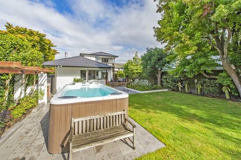 Photo of property in 36 Jacksons Road, Lyttelton, 8082