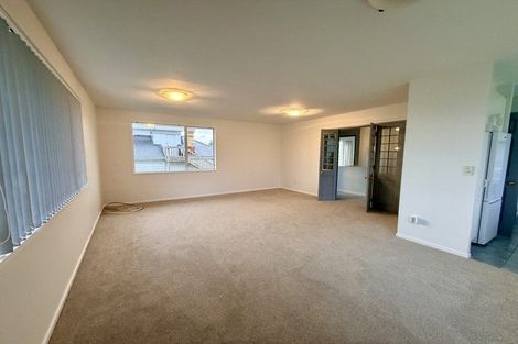 Photo of property in 2/30 Princes Street, Northcote Point, Auckland, 0627
