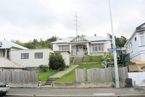 Photo of property in 180 South Road, Caversham, Dunedin, 9012