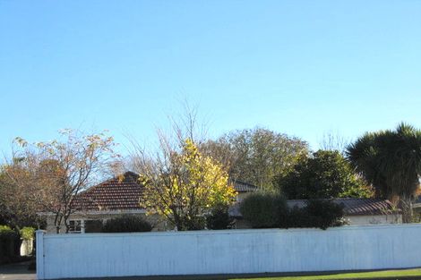 Photo of property in 399 Main North Road, Redwood, Christchurch, 8051
