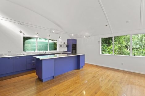 Photo of property in 4 Okoka Road, Omiha, Waiheke Island, 1081