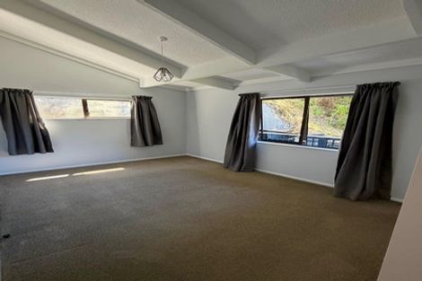 Photo of property in 47 Omapere Street, Whitby, Porirua, 5024