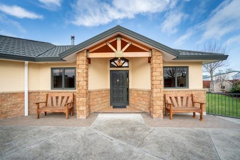 Photo of property in 176 Kelvin Grove Road, Kelvin Grove, Palmerston North, 4414