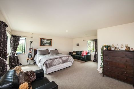 Photo of property in 7 The Oaks, Awapuni, Palmerston North, 4412