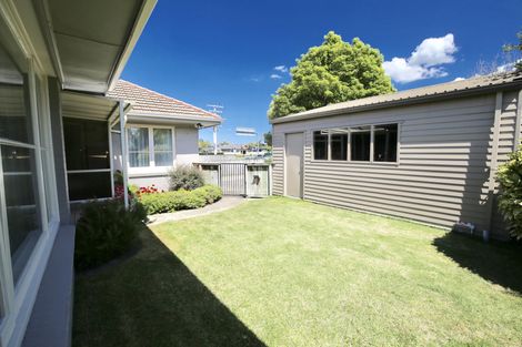 Photo of property in 283 Cambridge Road, Hillcrest, Hamilton, 3216