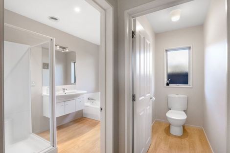 Photo of property in 16 Heathridge Place, Lincoln, 7608