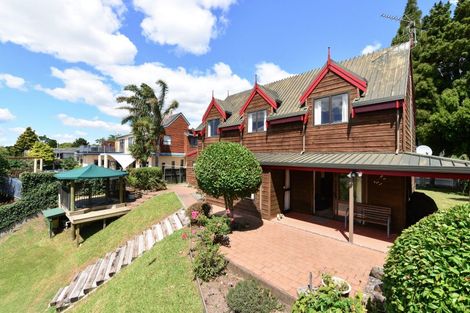 Photo of property in 12 Grassy Downs Place, St Andrews, Hamilton, 3200