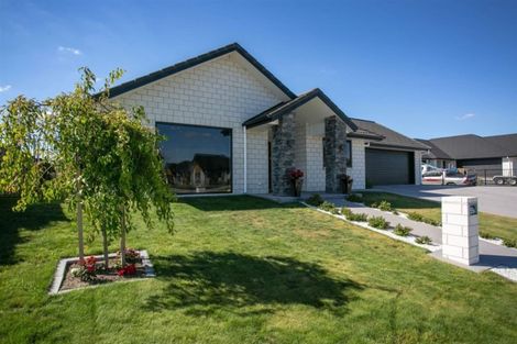 Photo of property in 39a Norfolk Drive, Cambridge, 3434