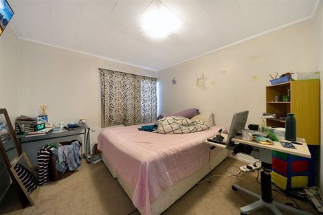 Photo of property in 76 Wickman Way, Mangere East, Auckland, 2024